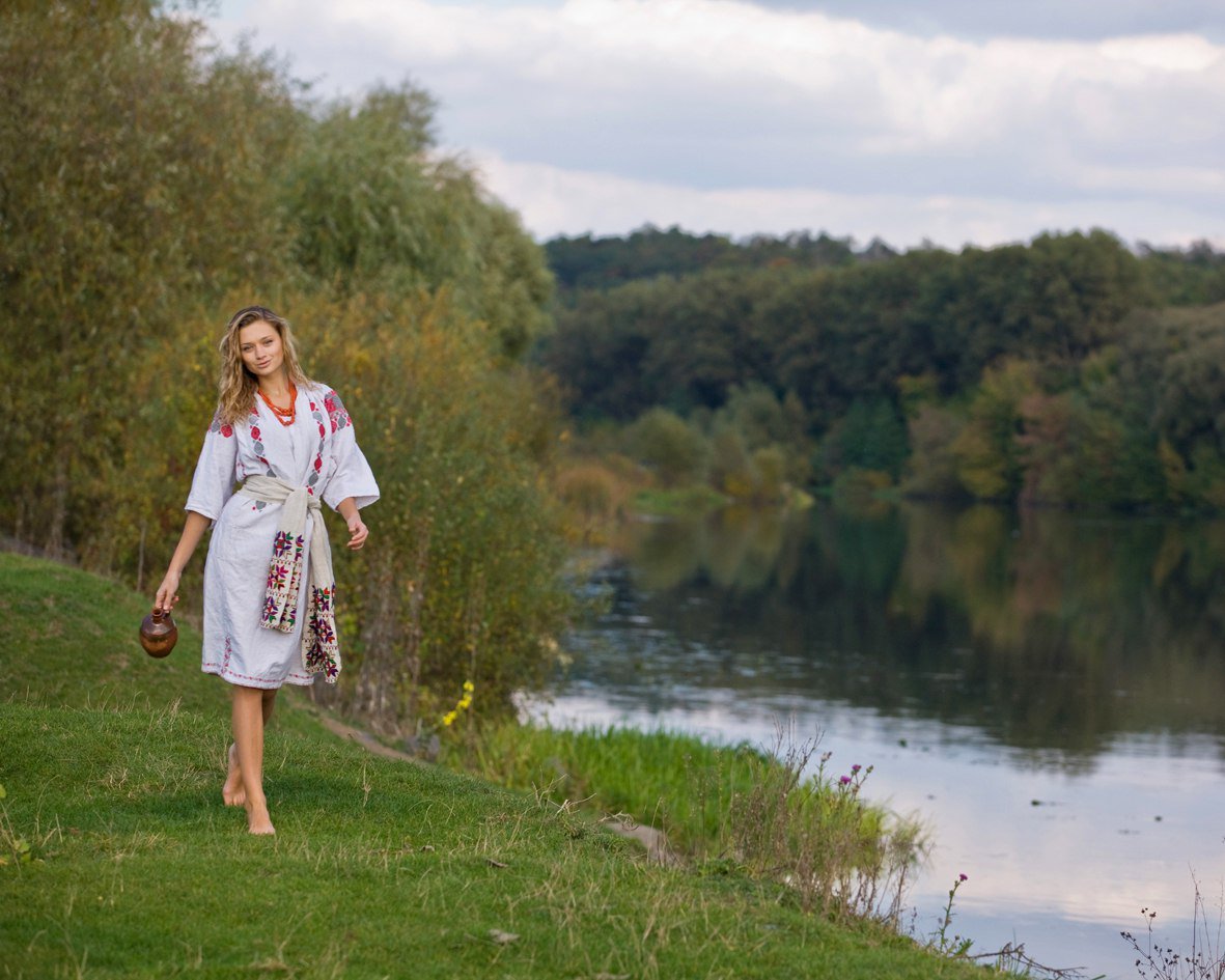 Nude girl Slavic women in Leeds