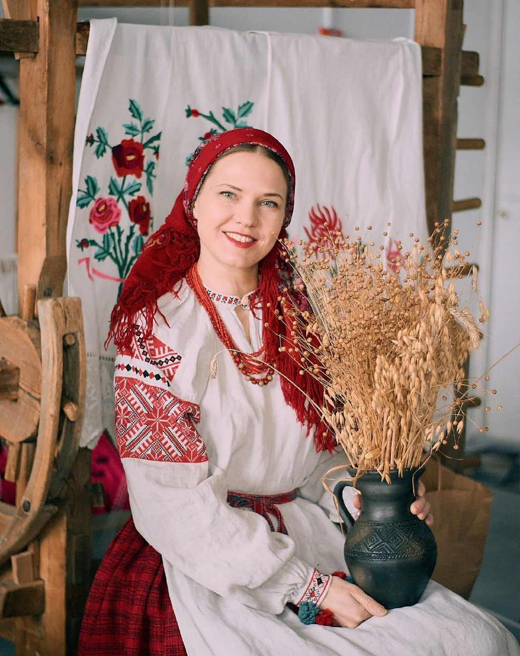 Women in Slavic costumes in Leeds