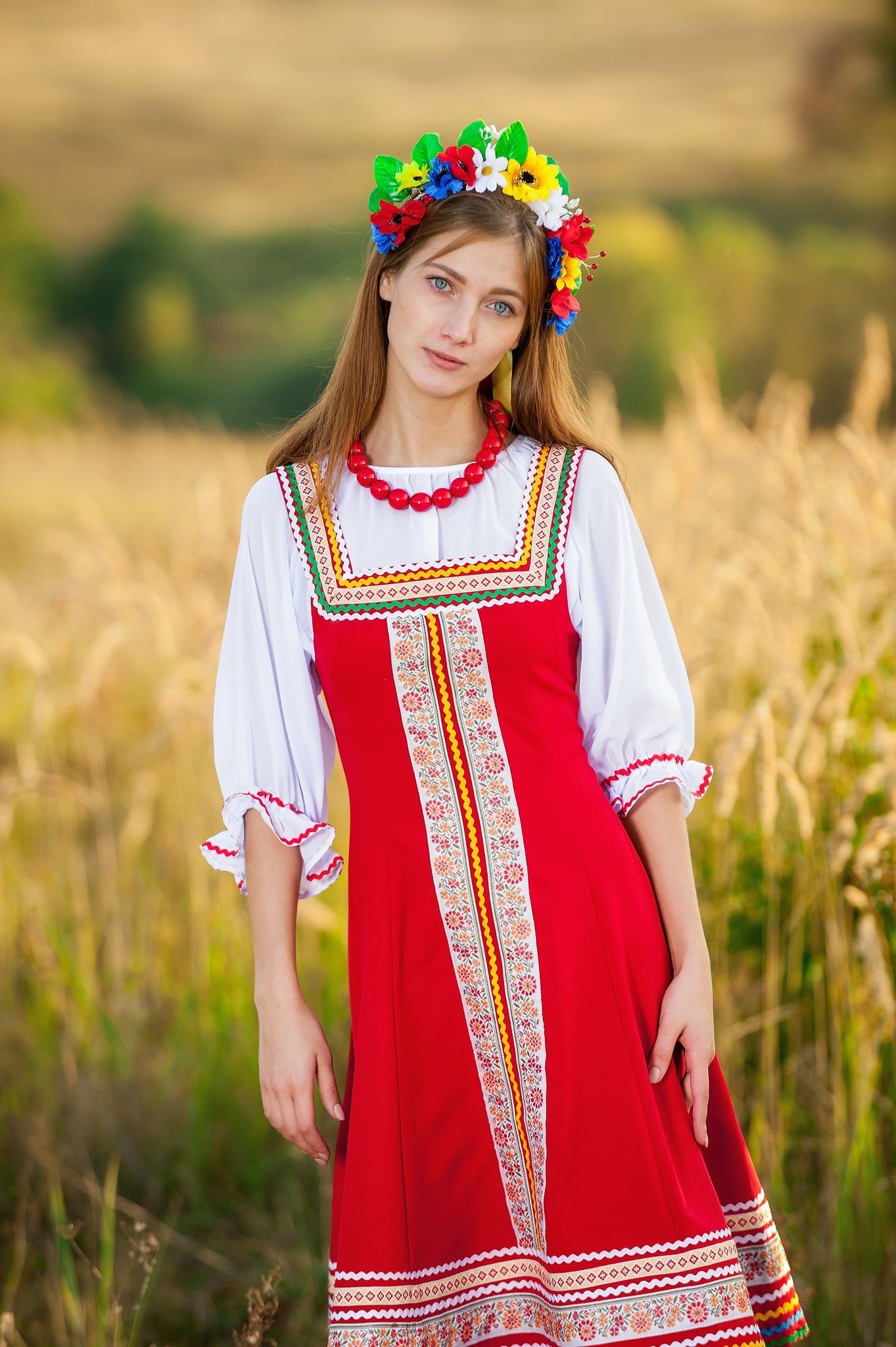 Women in Slavic costumes in Leeds